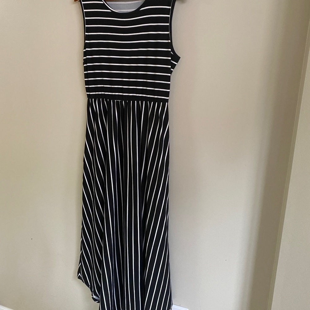 Modern Soul Woman’s XL Hi- Lo Soft Striped Midi Sleeveless Dress Pockets B&W